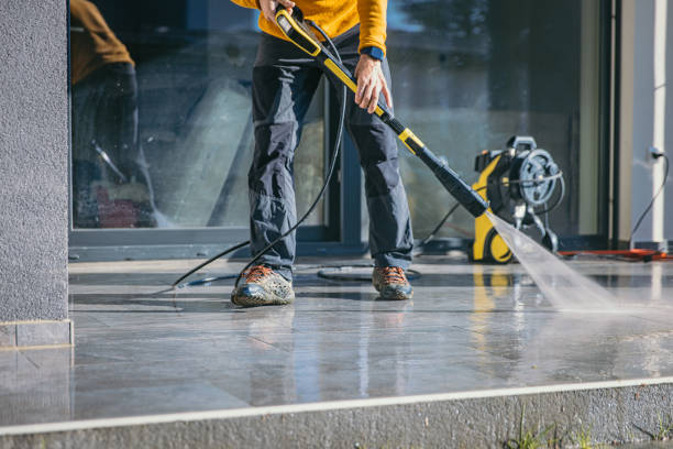 Best Commercial Pressure Washing  in Tawas City, MI